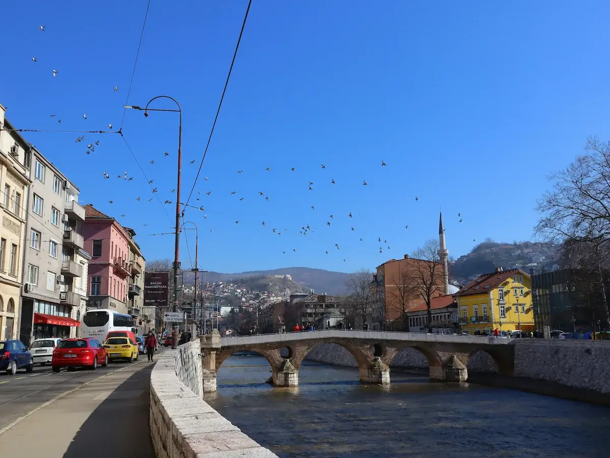 Latijnse Brug over de Miljacka, plek van de moord op Franz Ferdinand in 1914, Sarajevo