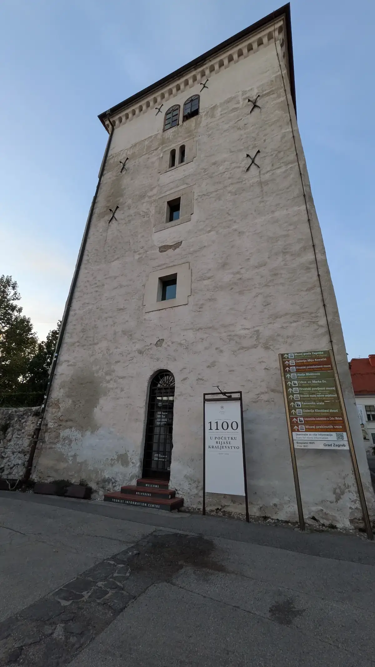 Lotrščak-toren, bekend om het dagelijkse middagkanonschot, Zagreb